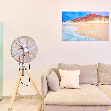 Weybeach 6 - New, Modern, Stylish, Fully Equipped *