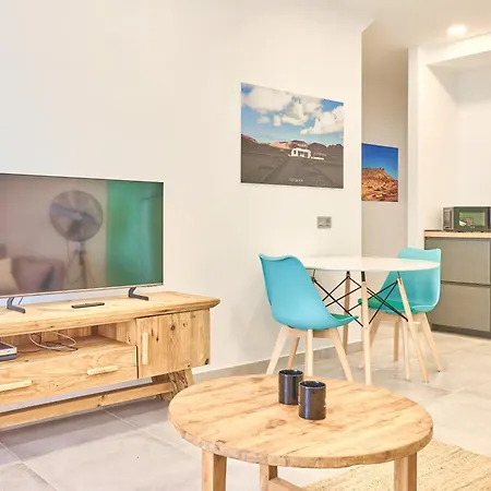 Weybeach 6 - New, Modern, Stylish, Fully Equipped La Santa